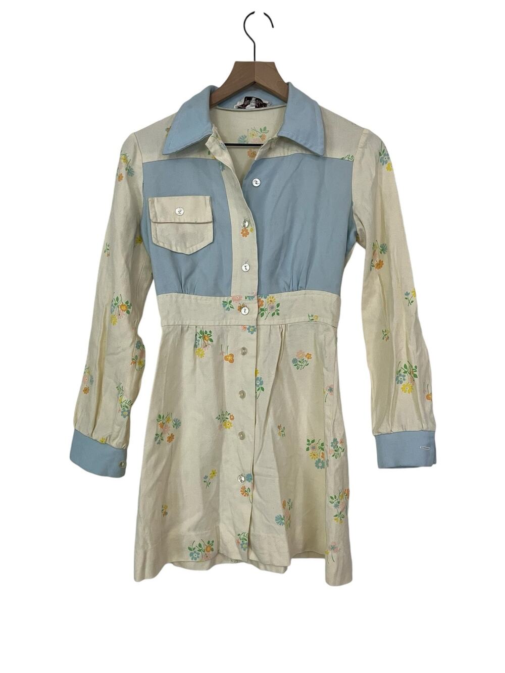 Neiman Marcus Cream and Blue Shirt Dress Western Cottagecore See Measurements